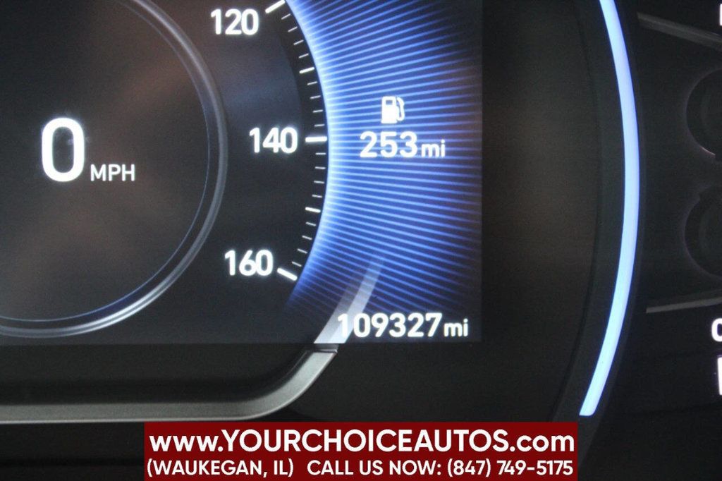 2019 Hyundai Santa Fe Limited 2.4L Automatic FWD - 22909492 - 24