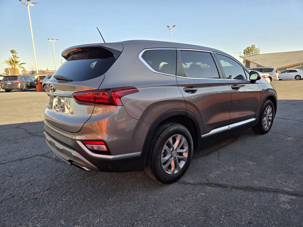 2019 Hyundai Santa Fe SE 2.4L Automatic FWD - 22761627 - 2