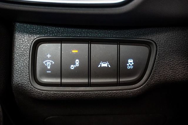 2019 Hyundai Santa Fe SE 2.4L Automatic FWD - 23079777 - 19
