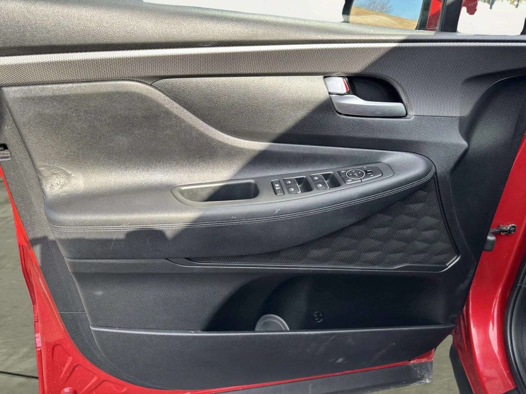 2019 Hyundai Santa Fe SEL 2.4L AWD 4dr Crossover - 22984896 - 12