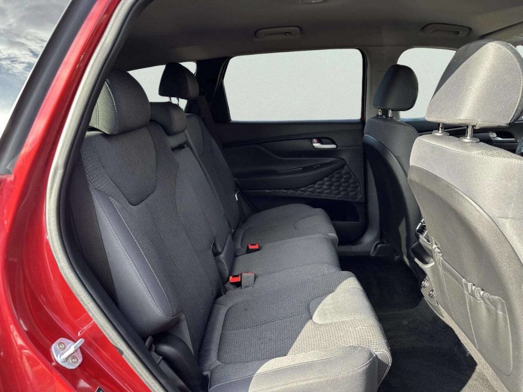 2019 Hyundai Santa Fe SEL 2.4L AWD 4dr Crossover - 22984896 - 19