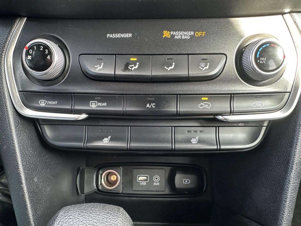 2019 Hyundai Santa Fe SEL 2.4L AWD 4dr Crossover - 22984896 - 33