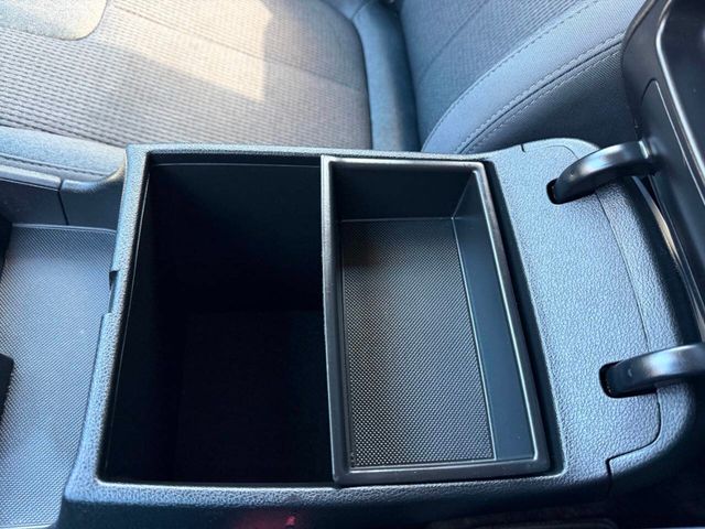 2019 Hyundai Santa Fe SEL 2.4L AWD 4dr Crossover - 22997923 - 49