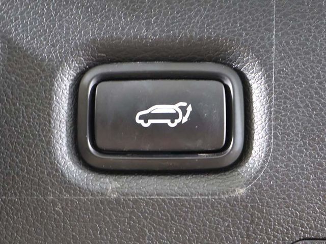 2019 Hyundai Santa Fe Ultimate 2.0T Automatic AWD - 22937301 - 25
