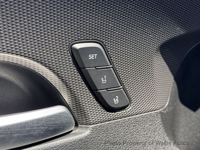 2019 Hyundai Santa Fe Ultimate 2.4L Automatic AWD - 23046768 - 33