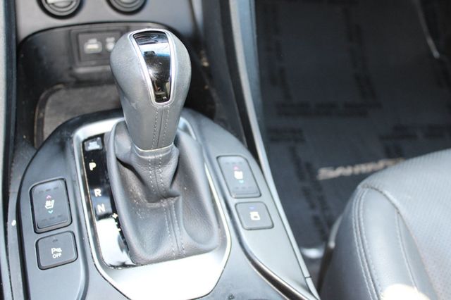 2019 Hyundai Santa Fe XL Limited Ultimate FWD - 22981590 - 17