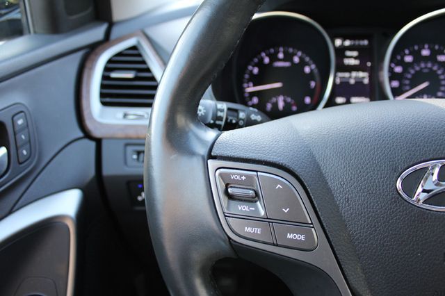 2019 Hyundai Santa Fe XL Limited Ultimate FWD - 22981590 - 37