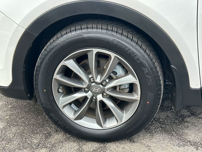 2019 Hyundai Santa Fe XL SE FWD - 23001975 - 11