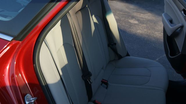 2019 Hyundai Sonata 3 MONTH WARRANTY , JUST SERVICED , VERY CLEAN INSIDE AND OUT  - 23072447 - 46