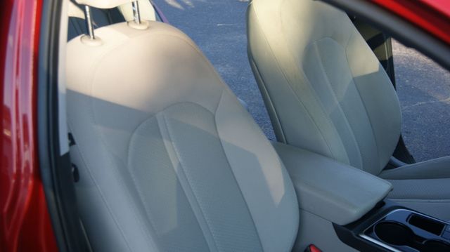 2019 Hyundai Sonata 3 MONTH WARRANTY , JUST SERVICED , VERY CLEAN INSIDE AND OUT  - 23072447 - 54