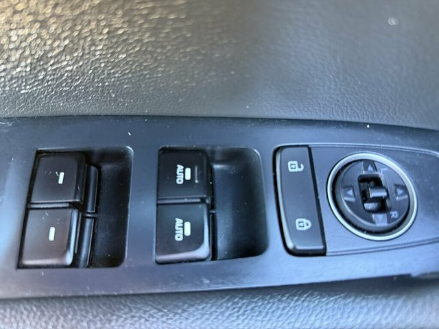 2019 Hyundai Sonata Limited 2.0T - 23098179 - 24