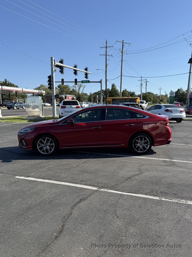2019 Hyundai Sonata LIMITED W/NAVIGATION AND PANORAMIC ROOF - 23088633 - 4