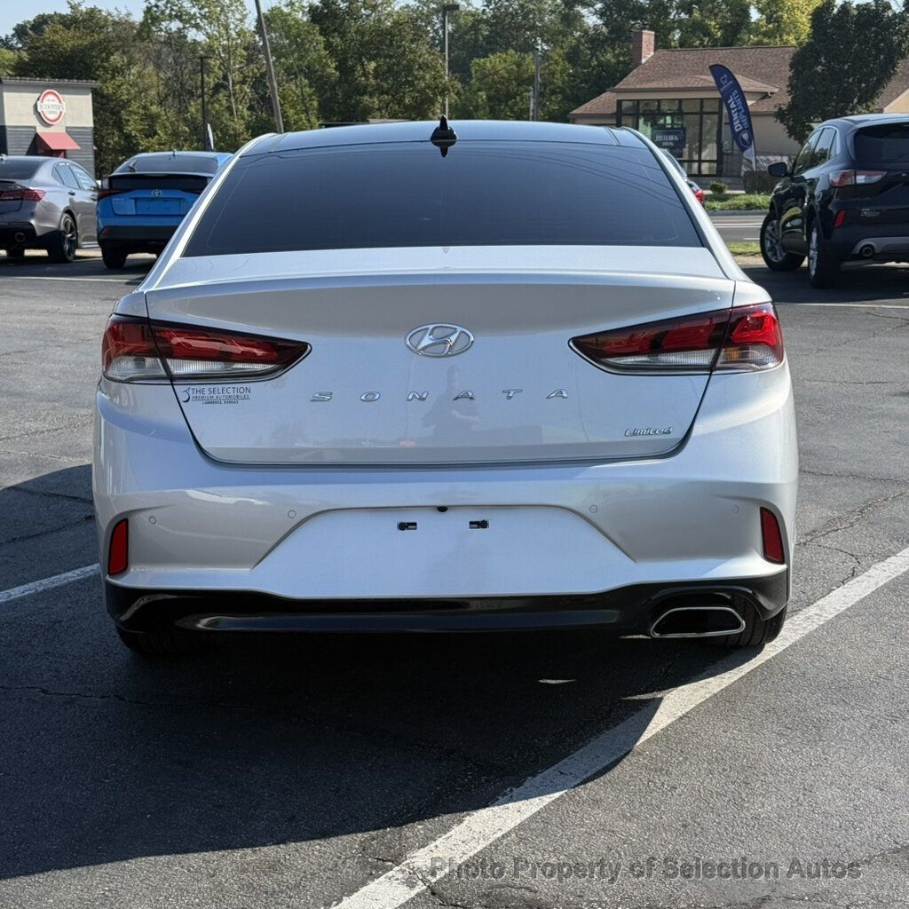 Hyundai Sonata photo 12