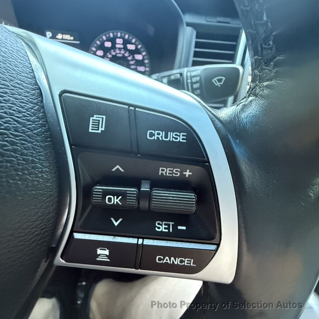 Hyundai Sonata photo 23