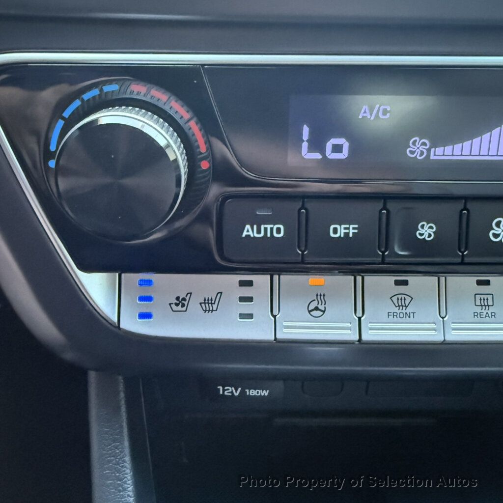 Hyundai Sonata photo 33
