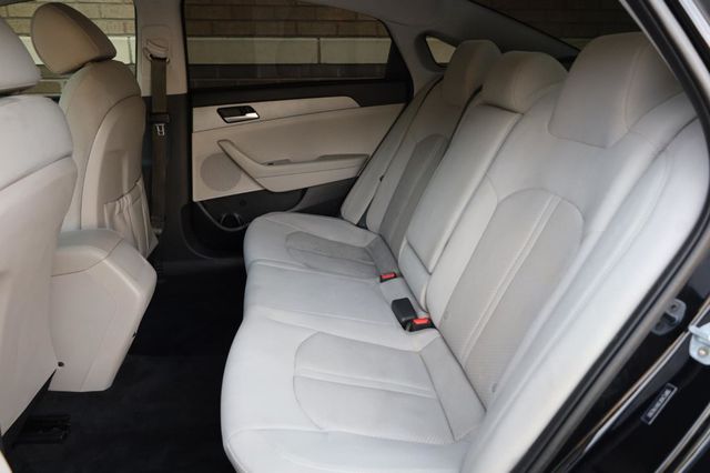 2019 Hyundai Sonata SE - 23024627 - 18