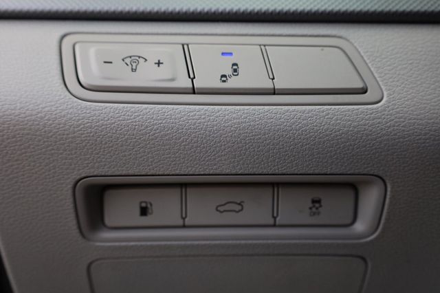 2019 Hyundai Sonata SE - 23024627 - 30