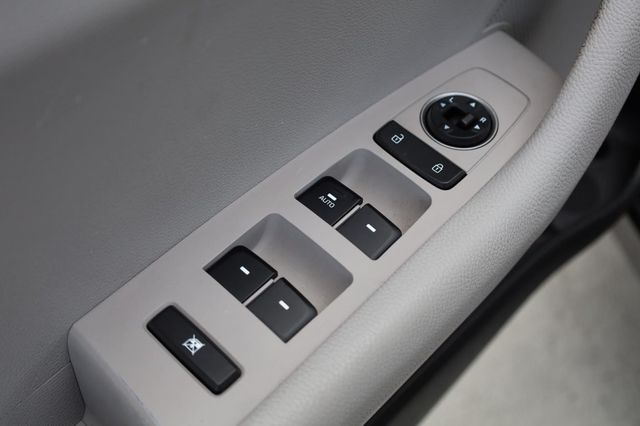 2019 Hyundai Sonata SE - 23024627 - 32