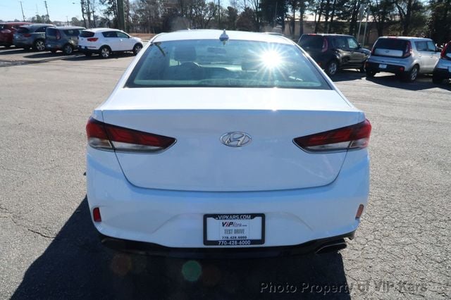 2019 Hyundai Sonata SE 2.4L - 22751631 - 4