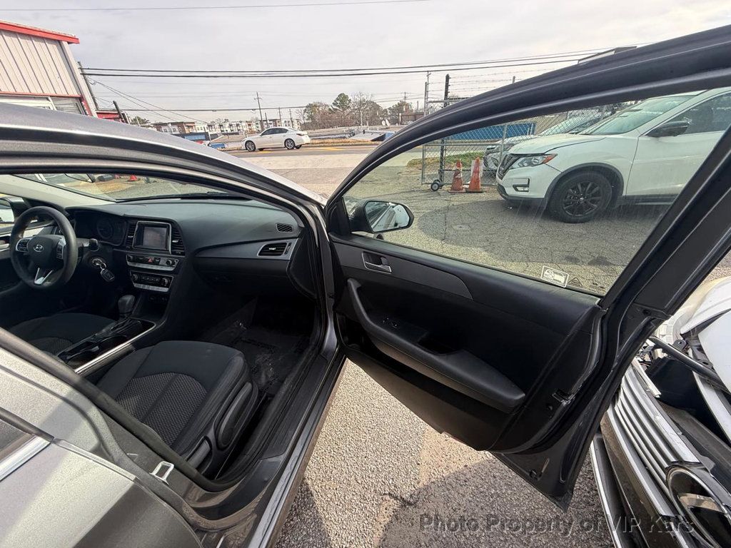 2019 Hyundai Sonata SE 2.4L - 22958178 - 12