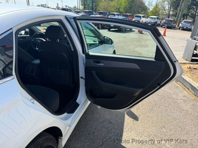 2019 Hyundai Sonata SE 2.4L - 23011957 - 10