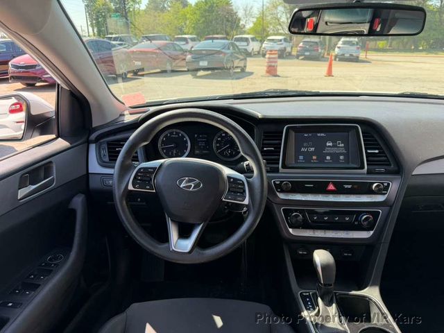 2019 Hyundai Sonata SE 2.4L - 23011957 - 16