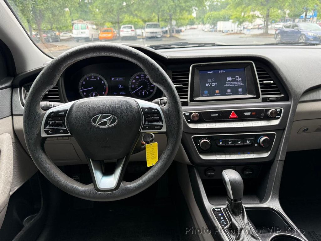 2019 Hyundai Sonata SE 2.4L - 23030396 - 16