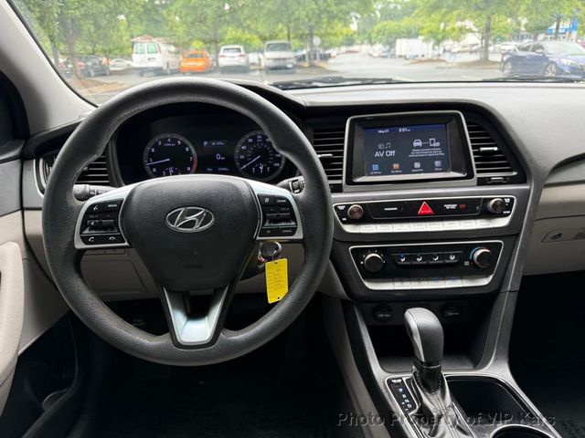 2019 Hyundai Sonata SE 2.4L - 23030396 - 16