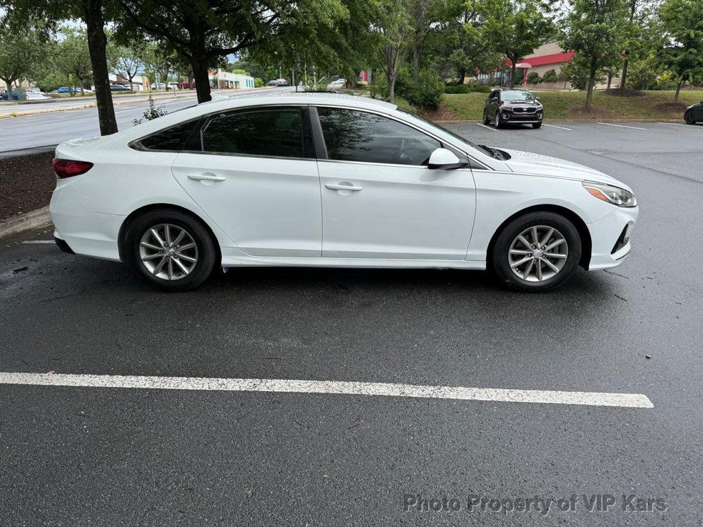 2019 Hyundai Sonata SE 2.4L - 23030396 - 3