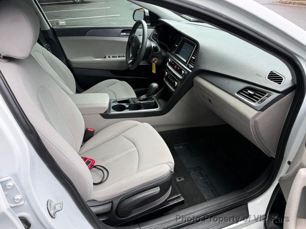 2019 Hyundai Sonata SE 2.4L - 23030396 - 8