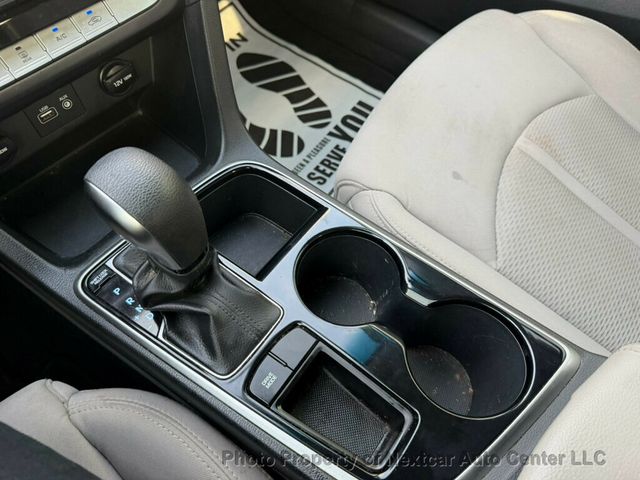 2019 Hyundai Sonata SE 2.4L - 22968603 - 19