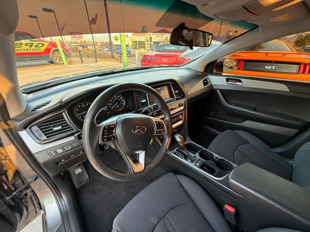 2019 Hyundai Sonata SE 2.4L - 22758498 - 9