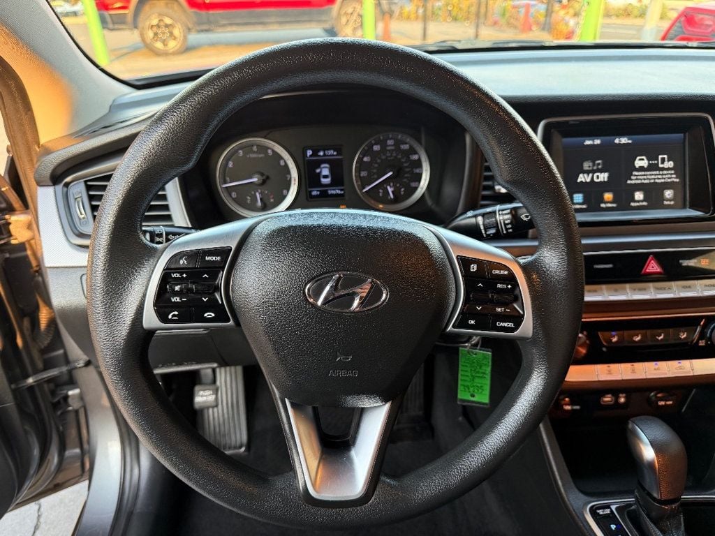 2019 Hyundai Sonata SE 2.4L - 22758498 - 23