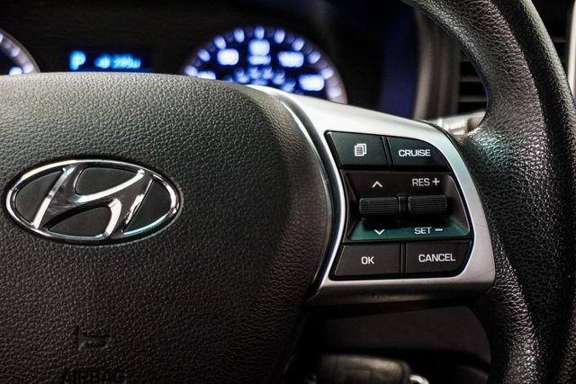 2019 Hyundai Sonata SE 2.4L - 22939750 - 13