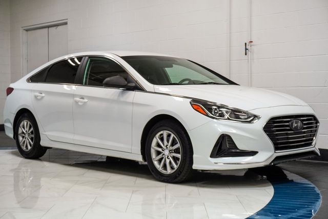 2019 Hyundai Sonata SE 2.4L - 22939750 - 4