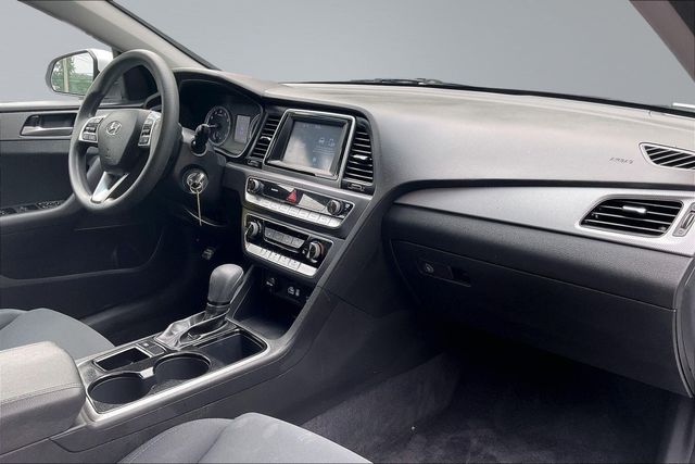 2019 Hyundai Sonata SE 2.4L - 23035681 - 12