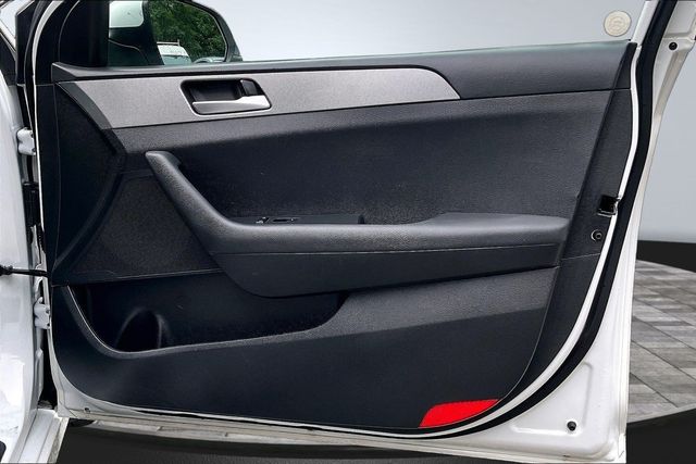 2019 Hyundai Sonata SE 2.4L - 23035681 - 16