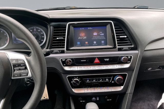 2019 Hyundai Sonata SE 2.4L - 23035681 - 24