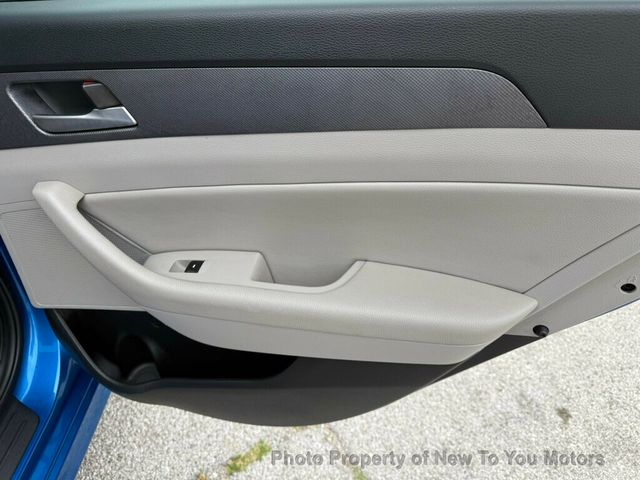 2019 Hyundai Sonata SEL 2.4L - 23023157 - 19