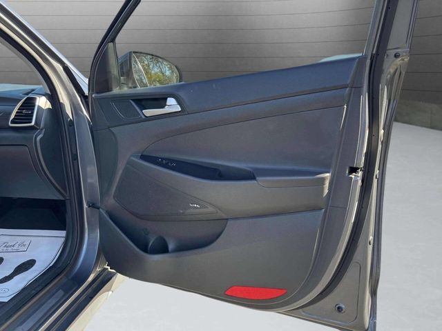 2019 Hyundai Tucson Limited AWD - 22939180 - 18