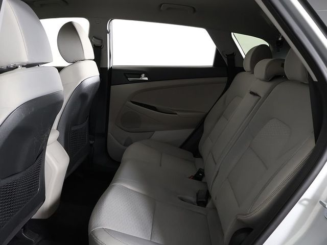 2019 Hyundai Tucson SE AWD - 23041671 - 27