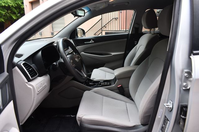 2019 Hyundai Tucson SE FWD - 23040718 - 18