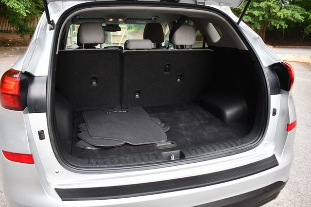 2019 Hyundai Tucson SE FWD - 23040718 - 8