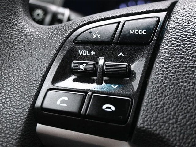 2019 Hyundai Tucson SE FWD - 22974707 - 24