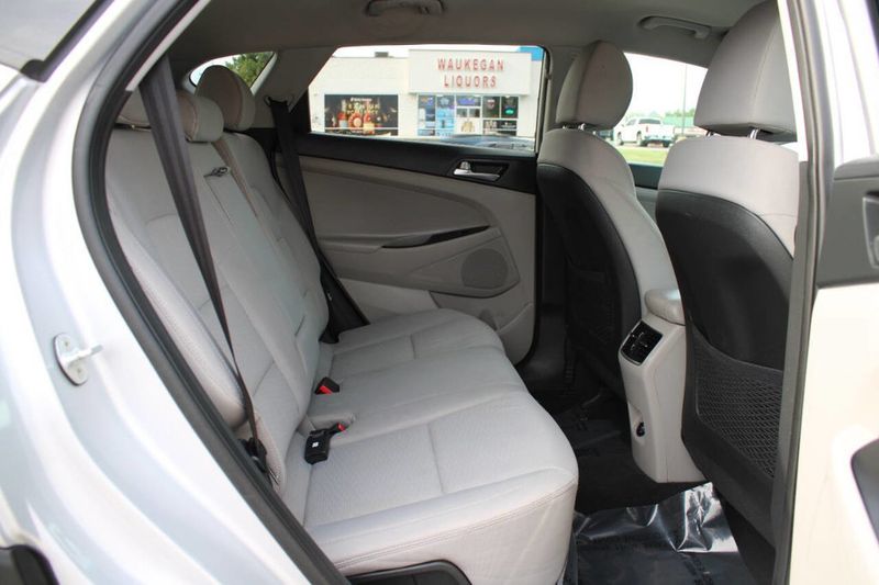 2019 Hyundai Tucson SEL FWD - 22907546 - 16