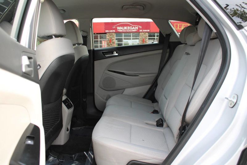 2019 Hyundai Tucson SEL FWD - 22907546 - 17