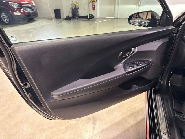 2019 Hyundai Veloster N Manual - 23016634 - 28