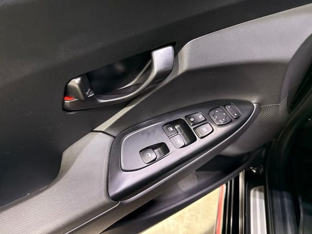 2019 Hyundai Veloster N Manual - 23016634 - 29