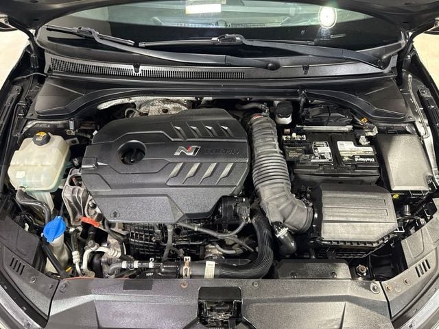2019 Hyundai Veloster N Manual - 23016634 - 39