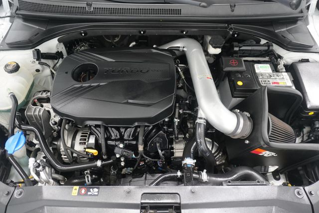 2019 Hyundai Veloster Turbo - 23035812 - 29